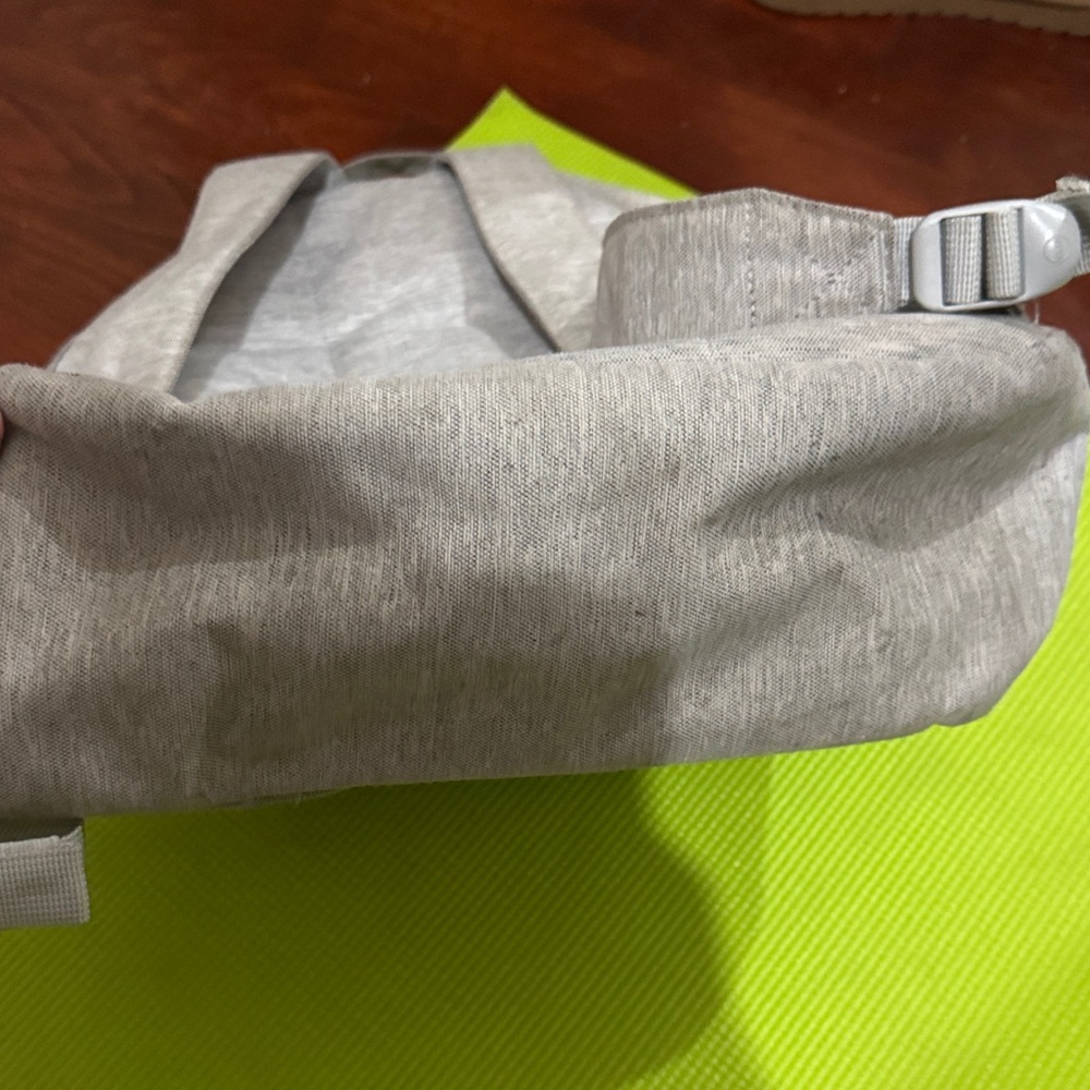 Herschel Supply Company Light Gray Backpack - Picture 5 of 6